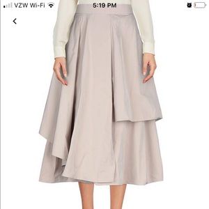 Peserico taffeta skirt. Size 6. NWT.